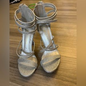 Brand new Womens heels